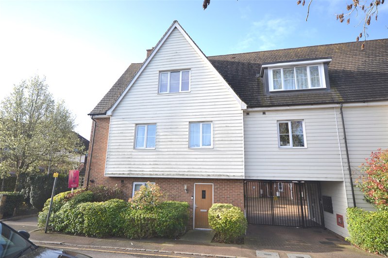 Theydon Mews, Theydon Bois